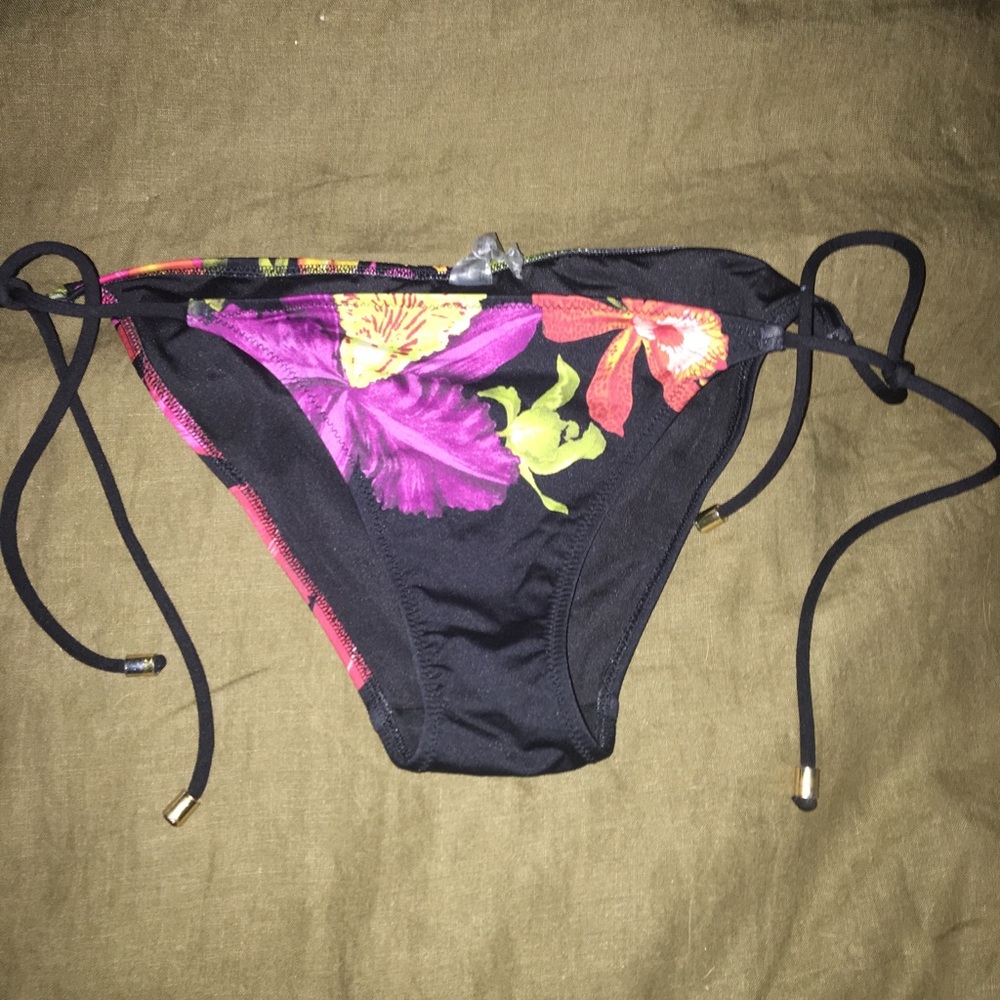 Victoria’s Secret floral bikini bottom size small